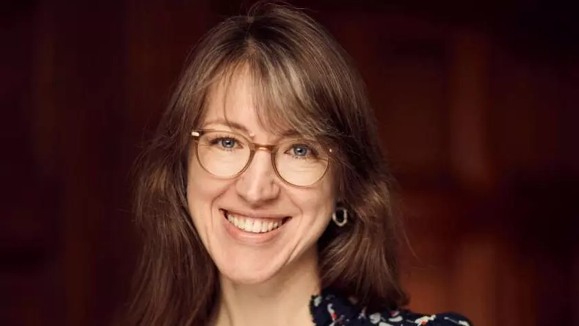 Dr Jennifer Altehenger