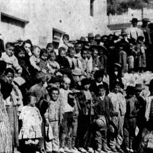 spanish children from the heliopolis in hawaii